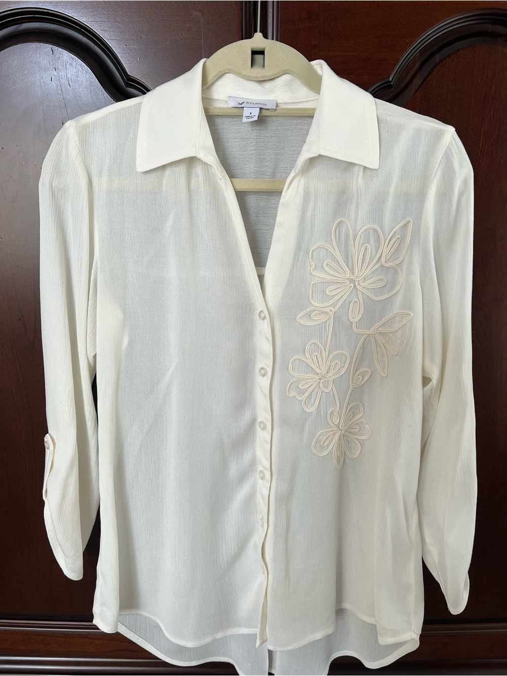 AB Studio Ivory Floral Appliqué Button-Down Shirt